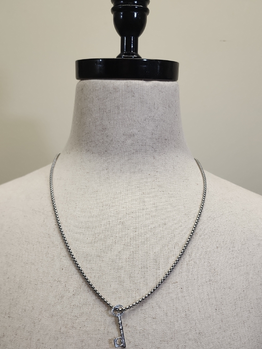 DKNY Silver Tone Key Pendant Necklace Minimalist Chain